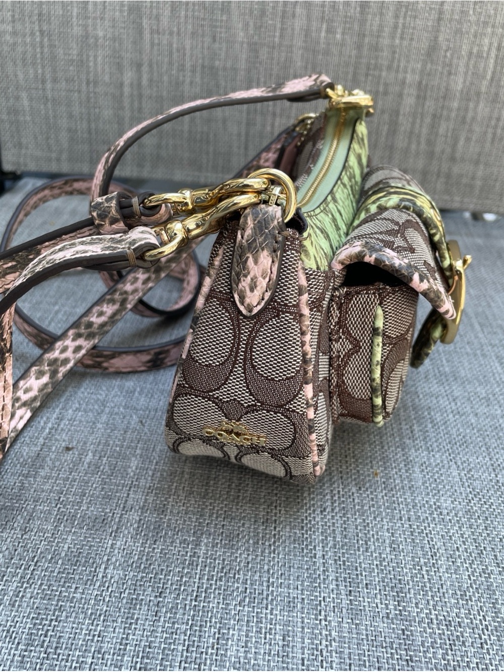 Coach Signature Mini Shoulder Crossbody ASTON Bay Hold/Multi - Picture 2 of 4